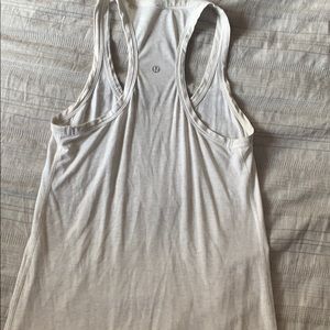 Lululemon love tank size 4 used